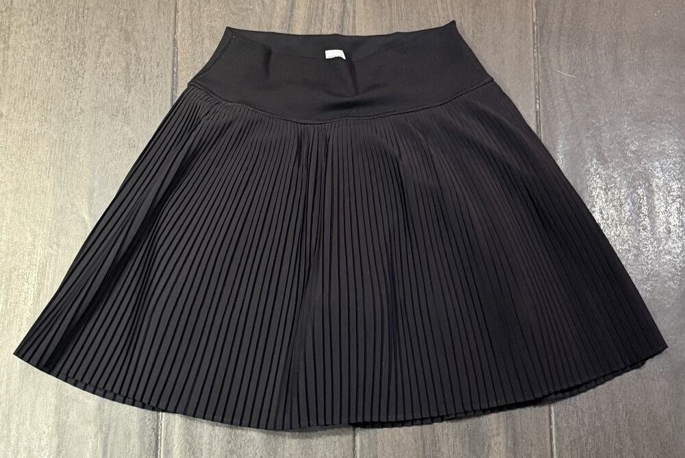 Yogalicious Black Pleated Athletic Skort with Inner Shorts for Activewear